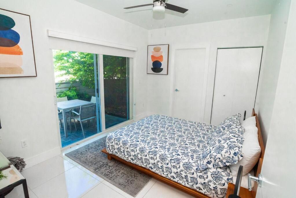 Across The Ocean Few Steps To Beach Contemporary Three Bedroom Townhouse Pompano Beach Dış mekan fotoğraf