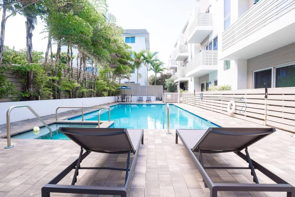 Across The Ocean Few Steps To Beach Contemporary Three Bedroom Townhouse Pompano Beach Dış mekan fotoğraf