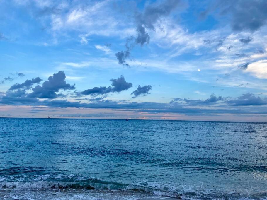 Across The Ocean Few Steps To Beach Contemporary Three Bedroom Townhouse Pompano Beach Dış mekan fotoğraf